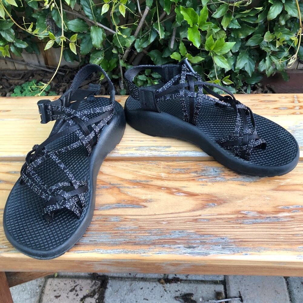 Chacos Womens ZX/2 Classic Sandals size 7 J105524 Black Strappy Open Toe Outdoor